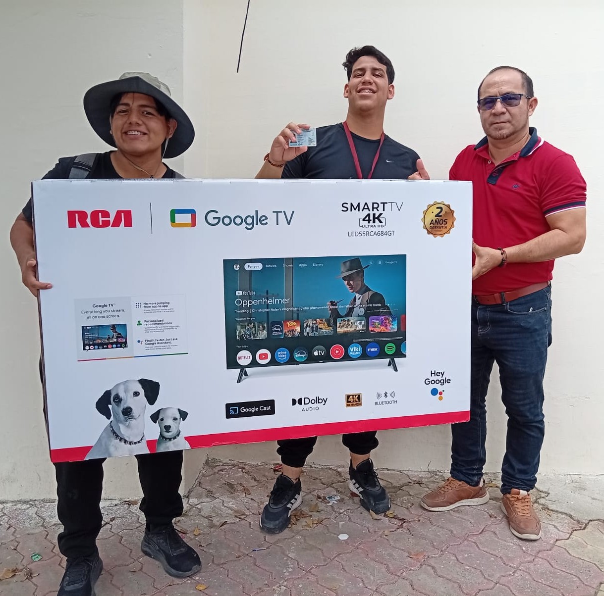 Entrega del premio del sorteo mundialista Rifathon